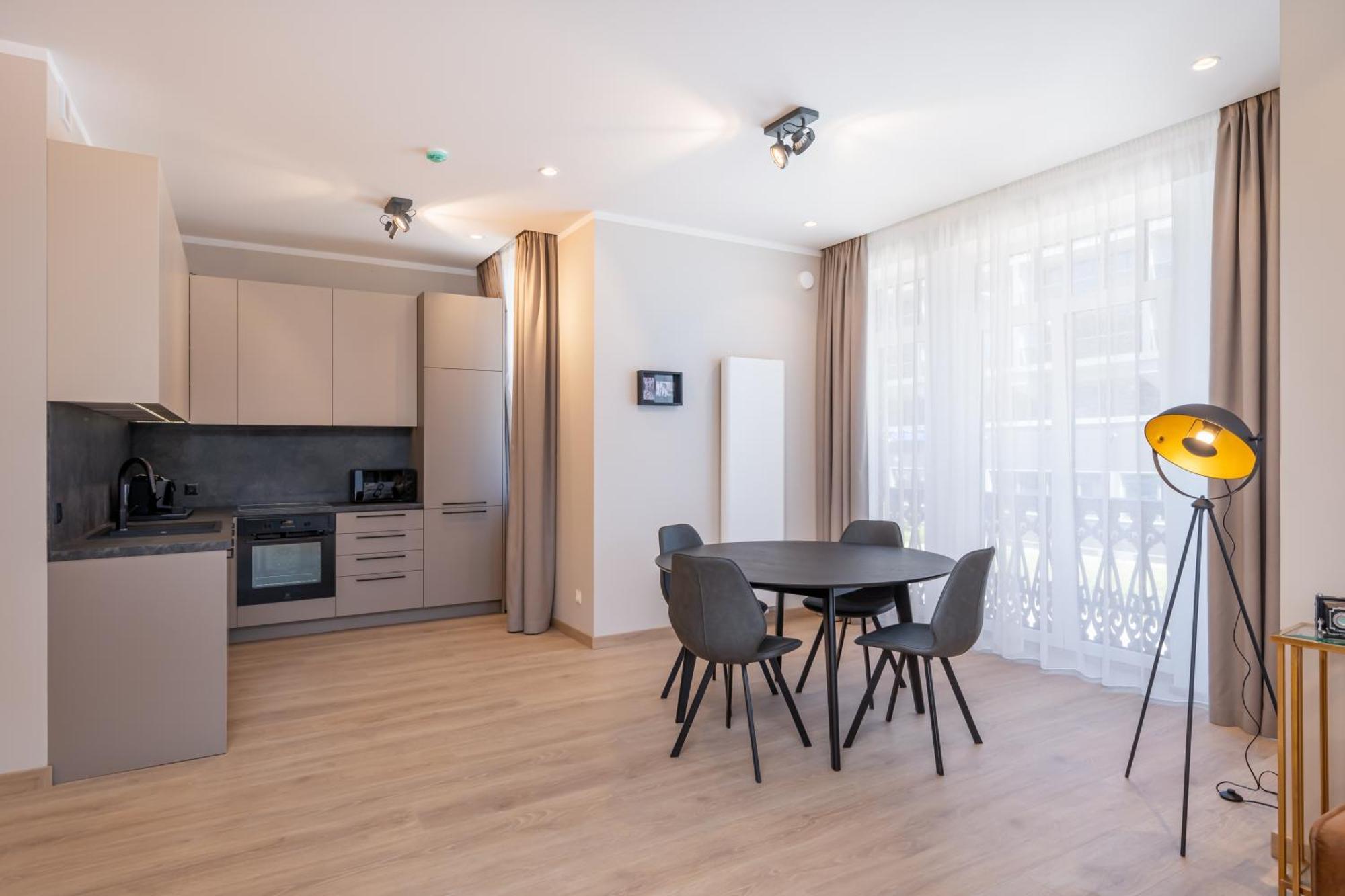 Stories Design Aparthotel Jūrkalne Szoba fotó